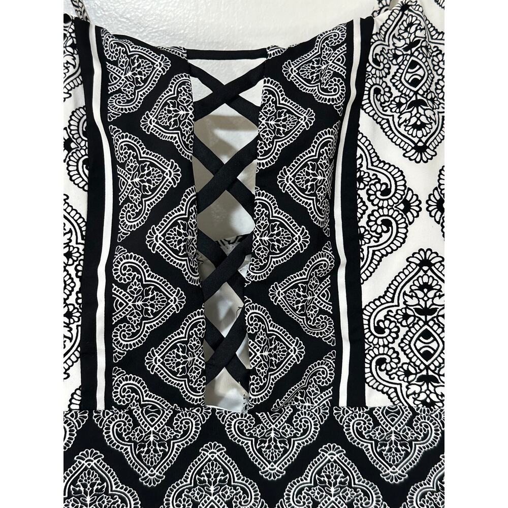 La Blanca Oasis Tile Strappy Back One-Piece Swimsuit White Black Size 14 NWT - Picture 6 of 15